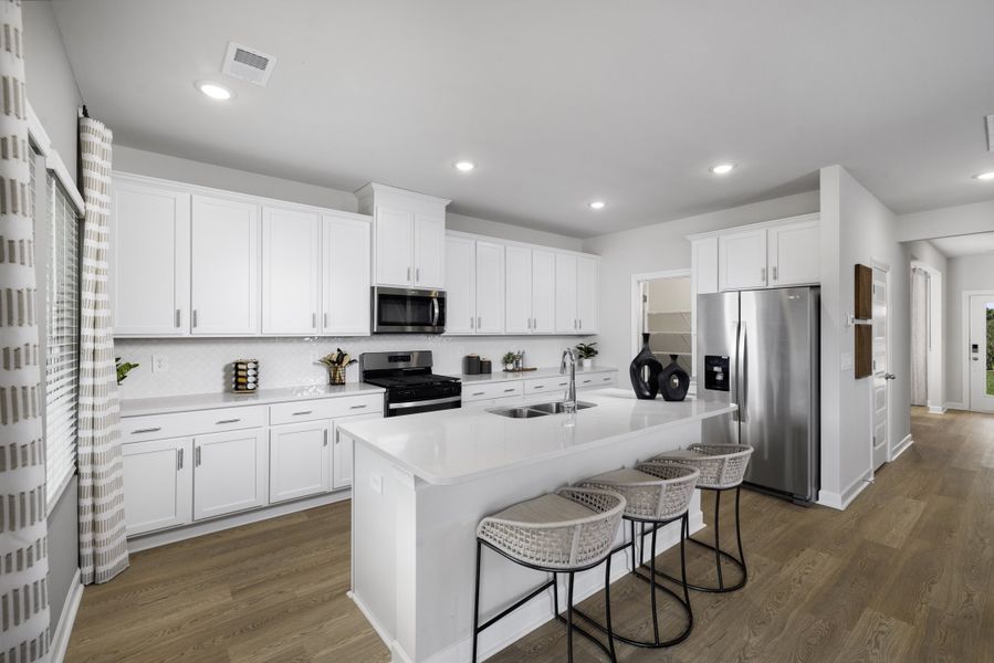 Welcome to the Dakota model at The Farm at Wells Creek - Signature Collection. Welcome to the Dakota model at The Farm at Wells Creek - Signature Collection.