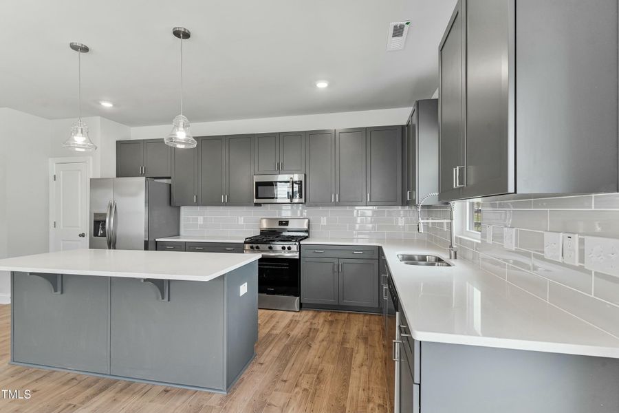 tempImagejoE2gI tempImagejoE2gI