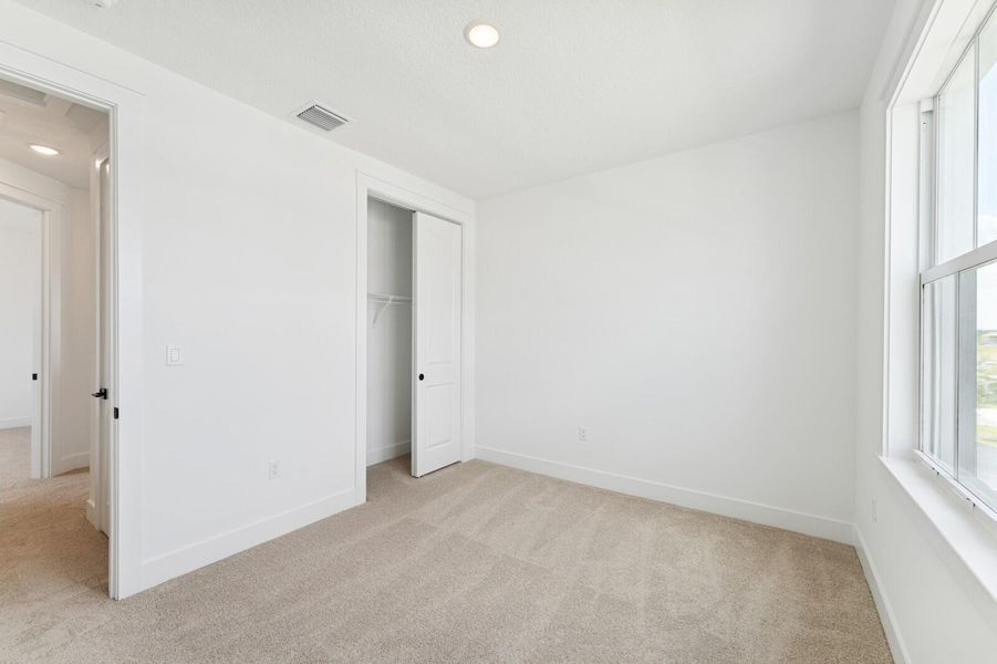 Spacious, unfurnished interior of a new home in , Stuart (Image 28).