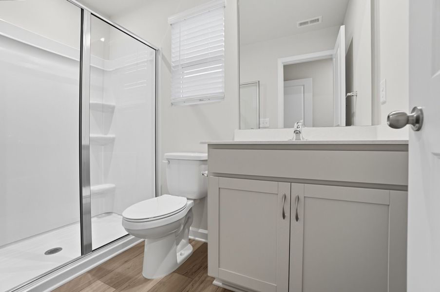 Photo representation of the Sequoia plan. Colors, finishes and options will vary.