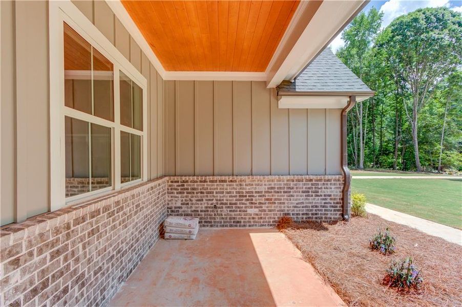 Exterior details and patio area of a home in , Jefferson (Image 18).