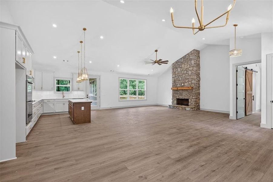 Spacious, unfurnished interior of a new home in , Bremen (Image 21).