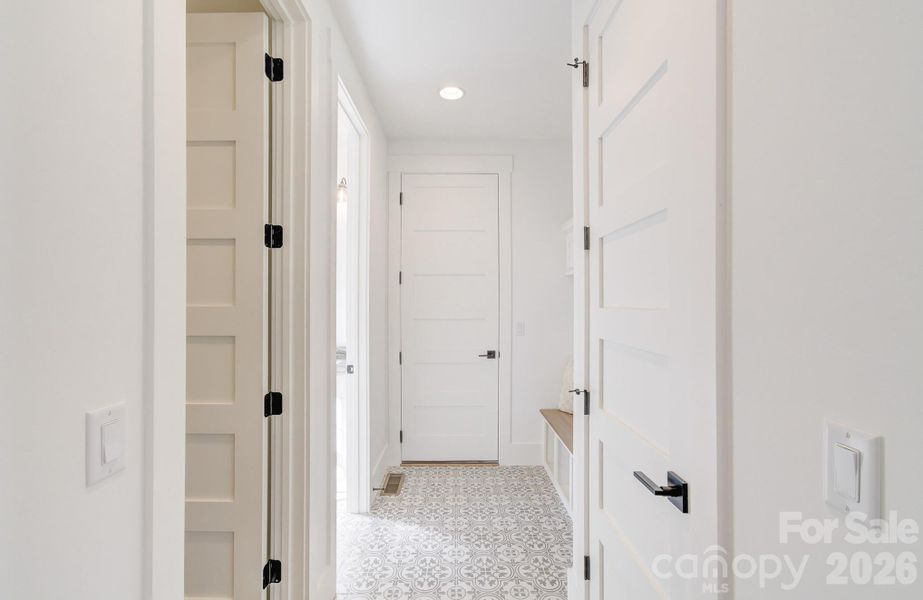 Spacious, unfurnished interior of a new home in , Mills River (Image 40).