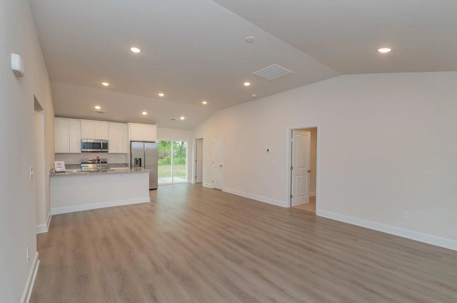 Spacious, unfurnished interior of a new home in Old Shoals, Monetta (Image 12).