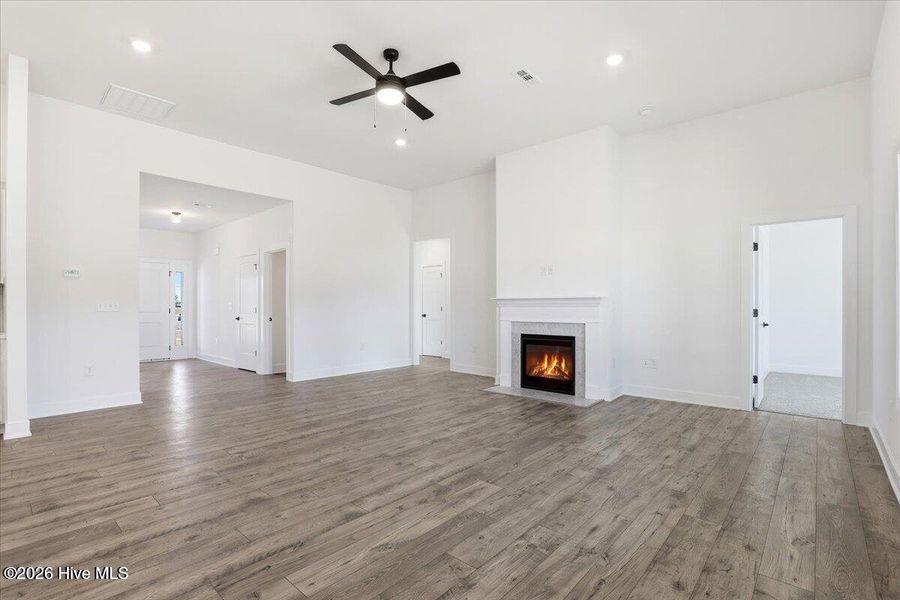 Spacious, unfurnished interior of a new home in Wood Creek Landing, Leland (Image 16). Spacious, unfurnished interior of a new home in Wood Creek Landing, Leland (Image 16).