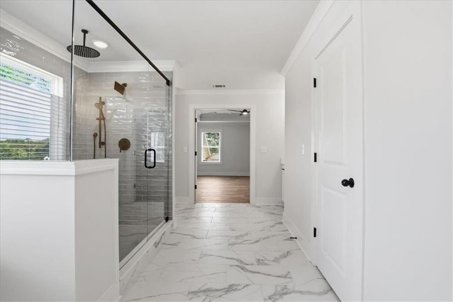 Spacious, unfurnished interior of a new home in , Lawrenceville (Image 26).