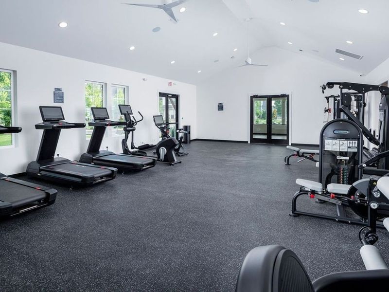 Community amenities in Shelton Square, Murfreesboro (Image 50).