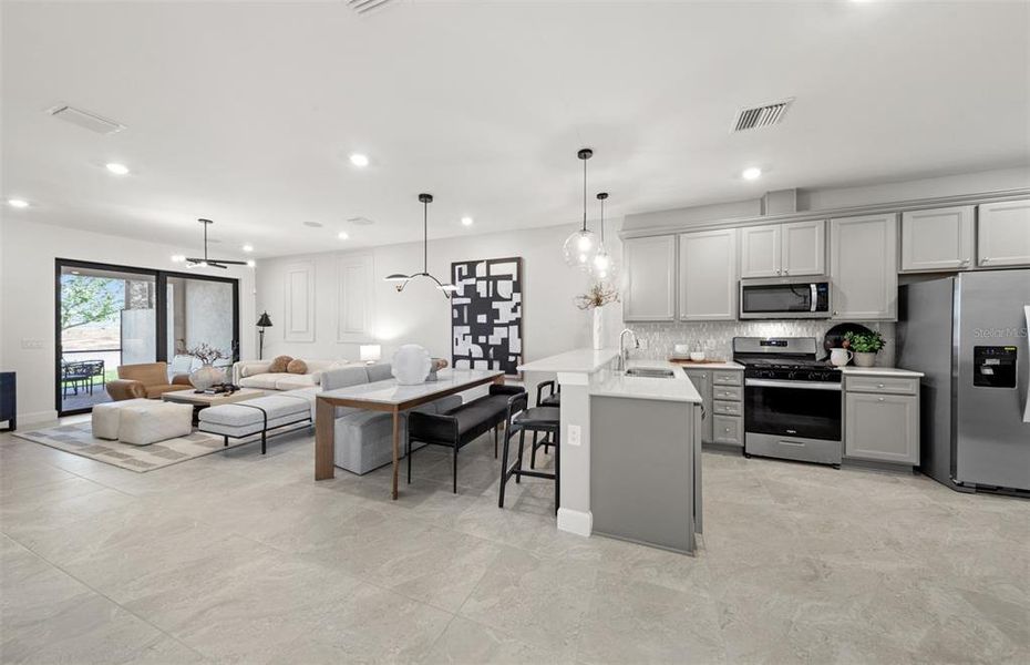 Furnished interior view inside a new home in Del Webb Catalina, Lakewood Ranch (Image 15). Furnished interior view inside a new home in Del Webb Catalina, Lakewood Ranch (Image 15).