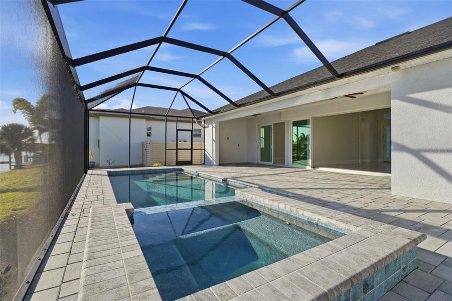 Exterior details and patio area of a home in , Port Charlotte (Image 3).
