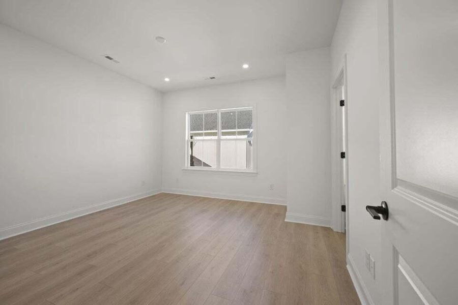 Spacious, unfurnished interior of a new home in , Johns Island (Image 11).