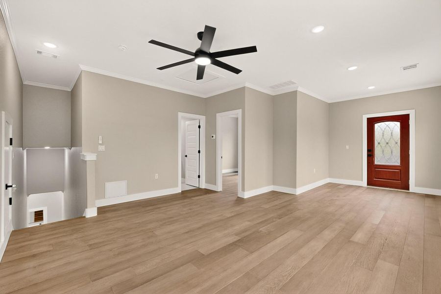 Upstairs living area/game/media room, also has bedroom, closet, full bathroom, attic access, ceiling fan, interior access and exterior access Upstairs living area/game/media room, also has bedroom, closet, full bathroom, attic access, ceiling fan, interior access and exterior access