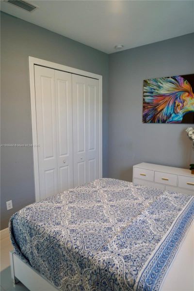 Image 71 of a home in .