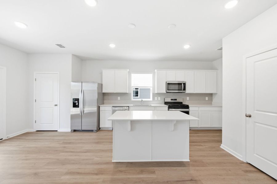 Furnished interior view inside a new home in Grand Arbor, Blythewood (Image 8).