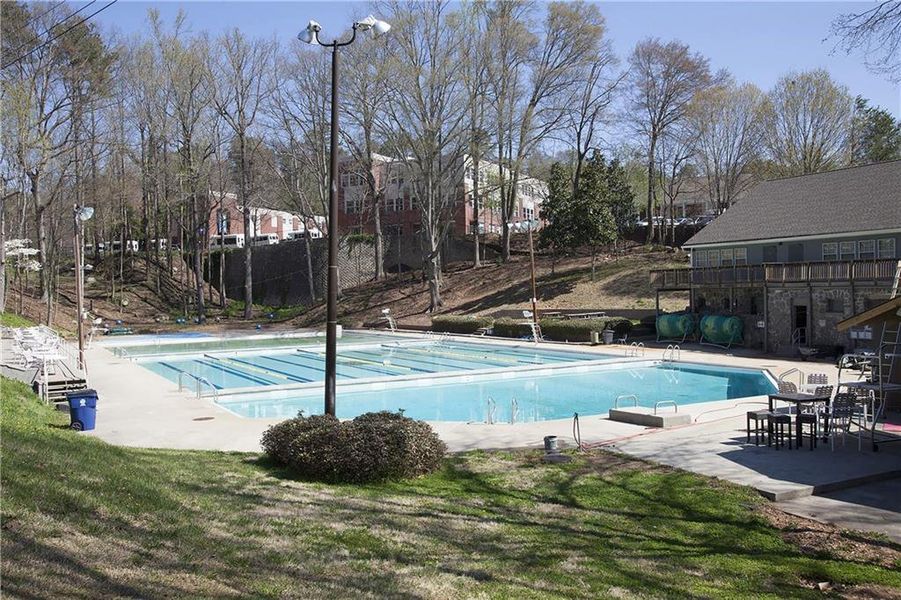 Community amenities in , Sandy Springs (Image 68).