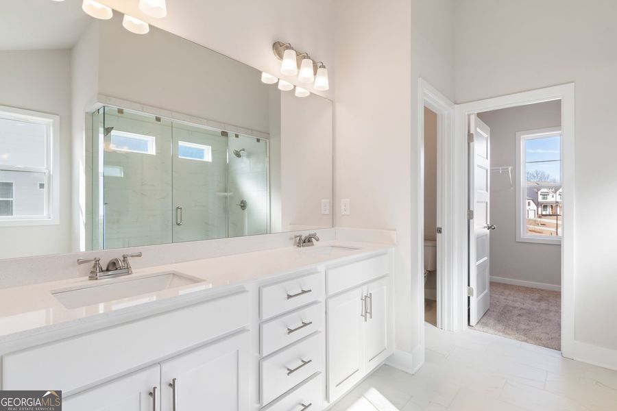 Furnished interior view inside a new home in Rosewood Lake Estates, Hoschton (Image 10).