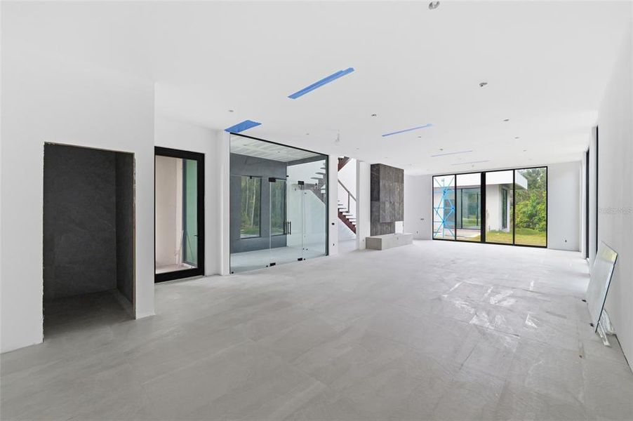 In-progress construction of a new home in Stonelake Ranch, Thonotosassa, FL (Image 28).