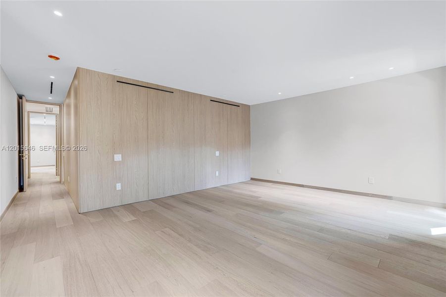 Spacious, unfurnished interior of a new home in , Miami (Image 76). Spacious, unfurnished interior of a new home in , Miami (Image 76).