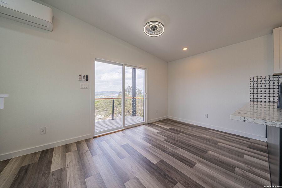 Spacious, unfurnished interior of a new home in , New Braunfels (Image 14).