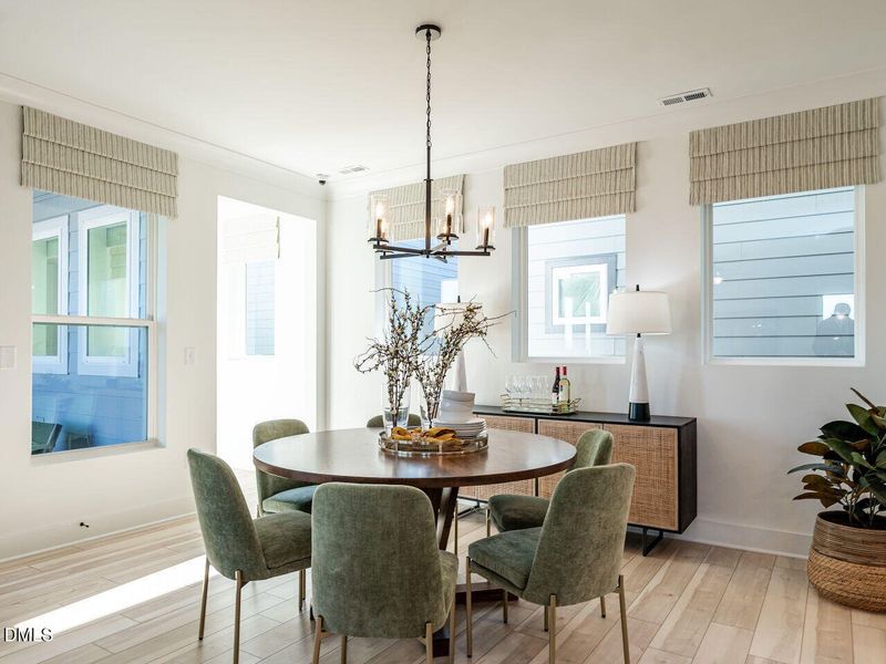 015-1280x960-dining-room