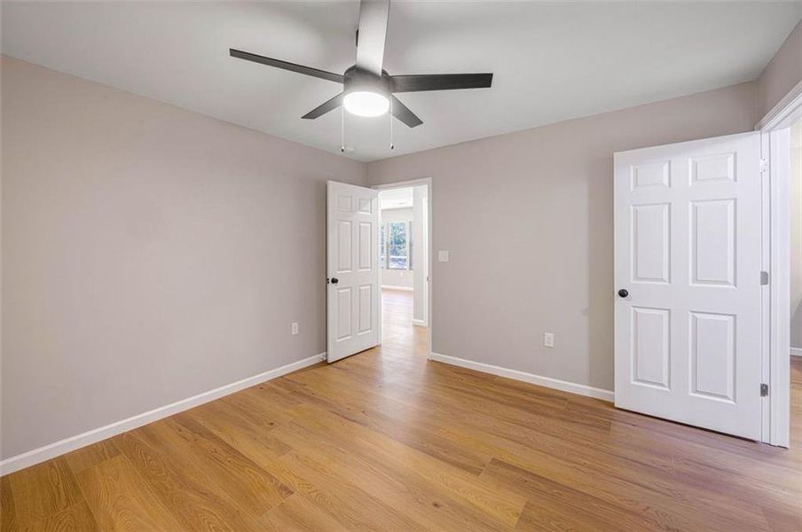 Spacious, unfurnished interior of a new home in , Stone Mountain (Image 29).