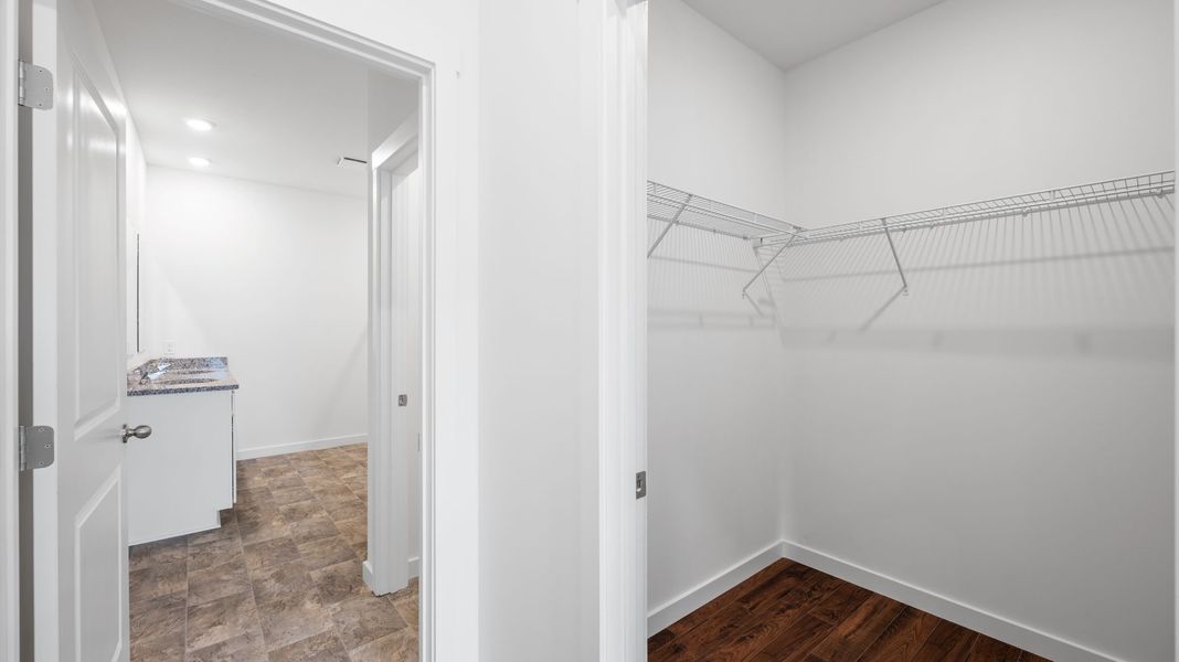 Spacious, unfurnished interior of a new home in Hillcrest Landing, McDonald (Image 22).