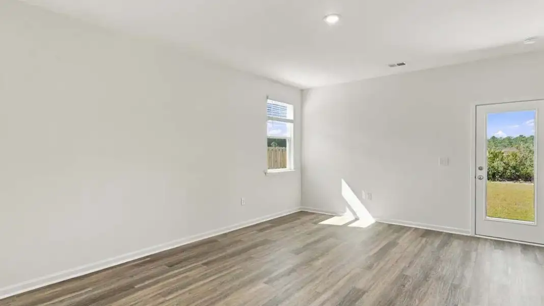 Spacious, unfurnished interior of a new home in The Lakes at North Glynn, Brunswick (Image 15).