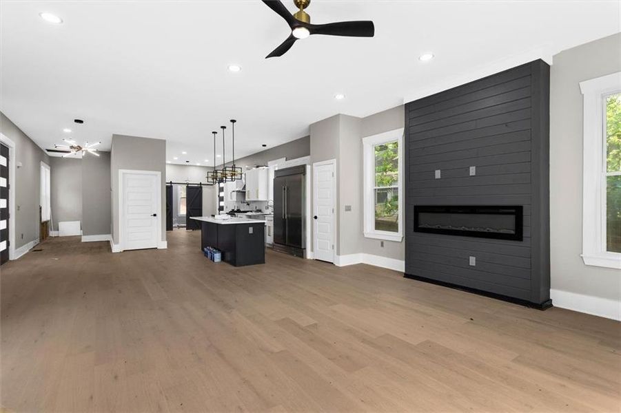 Spacious, unfurnished interior of a new home in , Atlanta (Image 19).