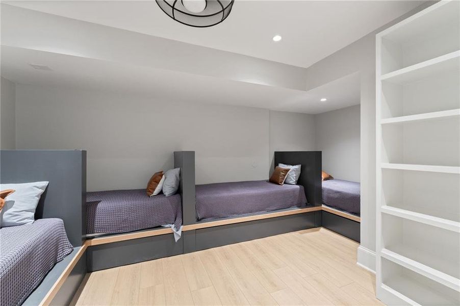 Furnished interior view inside a new home in , Dawsonville (Image 79).