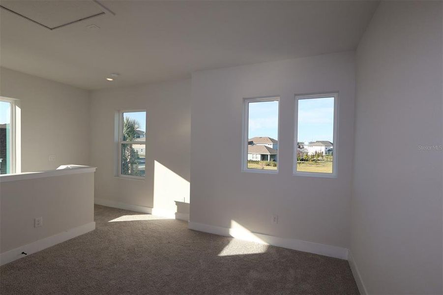 Spacious, unfurnished interior of a new home in Chapel Crossings - Garden Series, Wesley Chapel (Image 10). Spacious, unfurnished interior of a new home in Chapel Crossings - Garden Series, Wesley Chapel (Image 10).