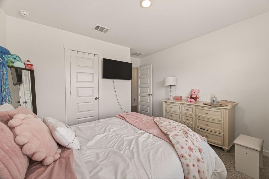 Furnished interior view inside a new home in Westland Ranch 50' Homesites, League City (Image 31).