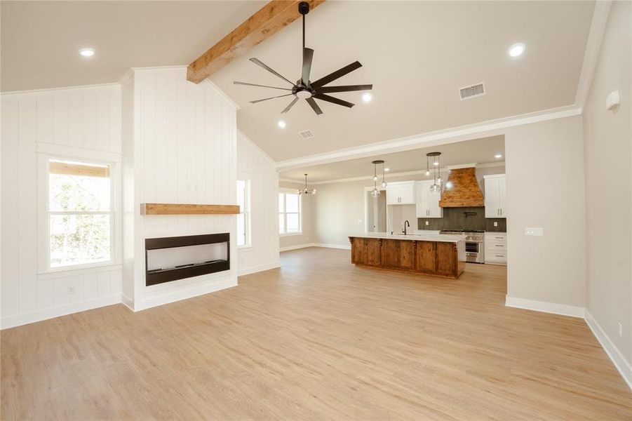 Spacious, unfurnished interior of a new home in , Tyler (Image 11).