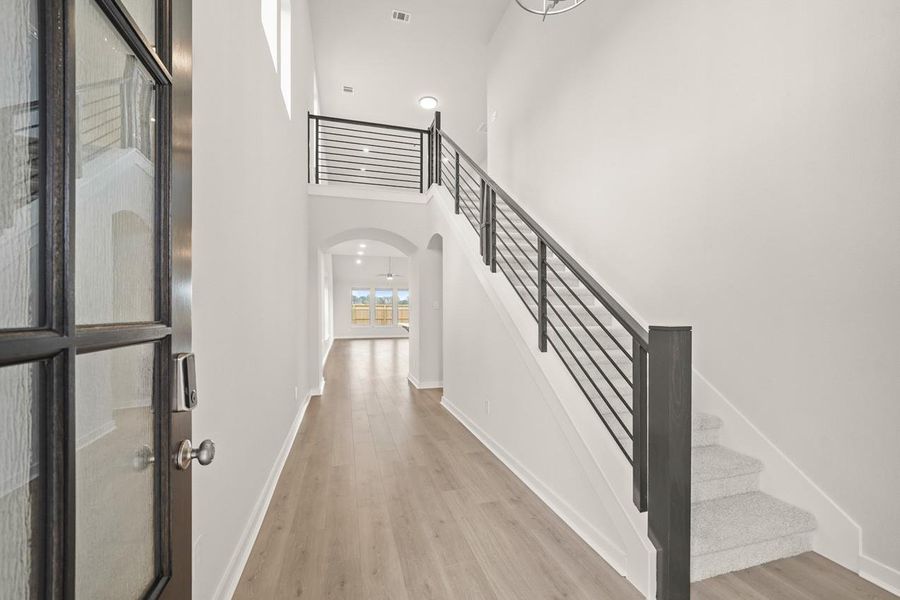 Spacious, unfurnished interior of a new home in Grand Central Park: 40ft. lots, Conroe (Image 6).