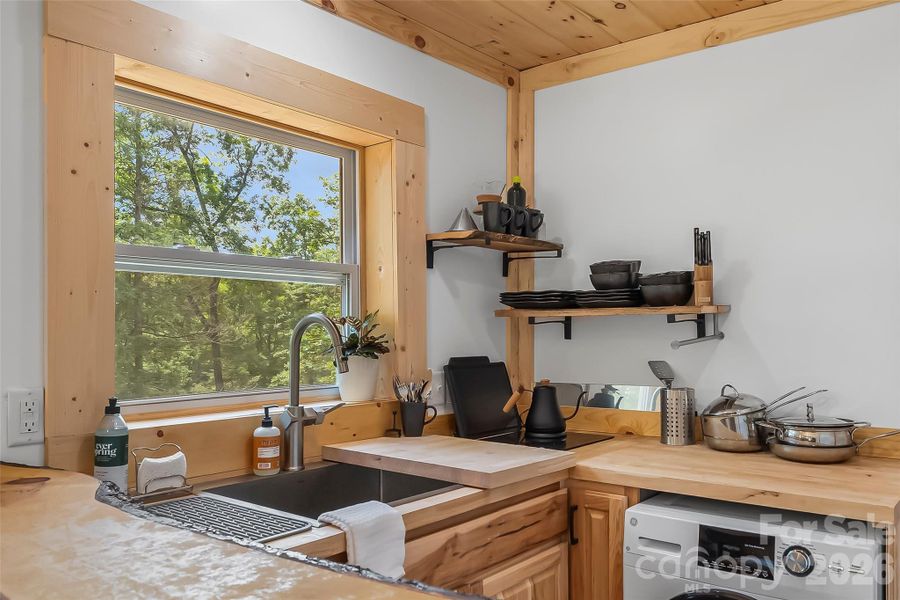 Furnished interior view inside a new home in , Nebo (Image 6).