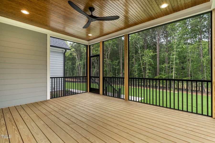 Large Screened Porch