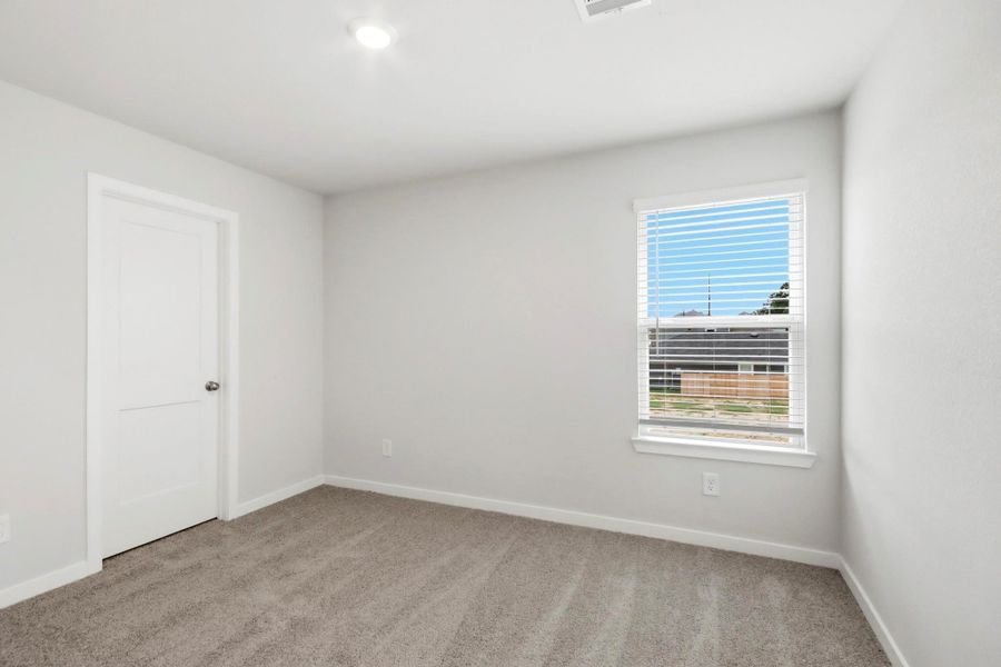 Spacious, unfurnished interior of a new home in Maple Woods, Hockley (Image 9).