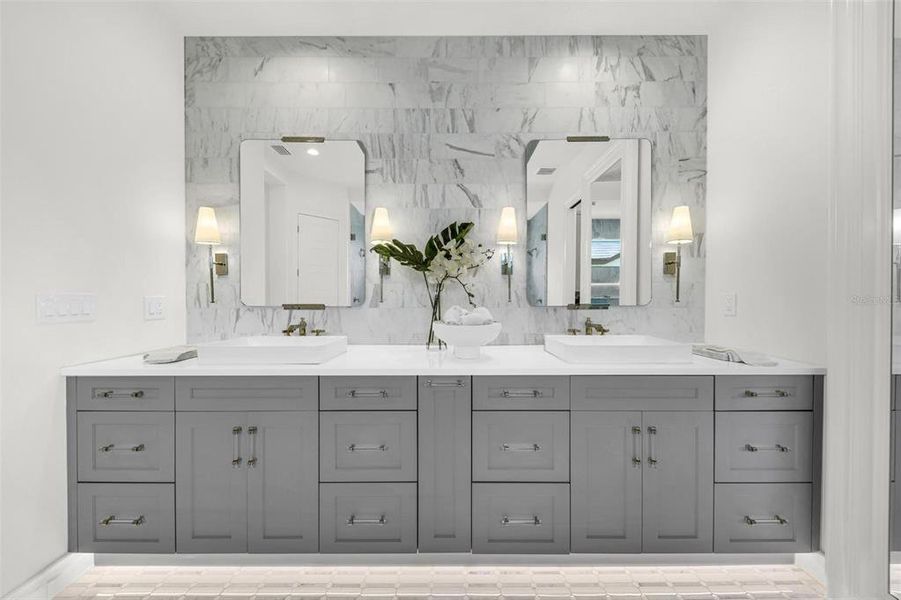 Furnished interior view inside a new home in , Venice (Image 6).