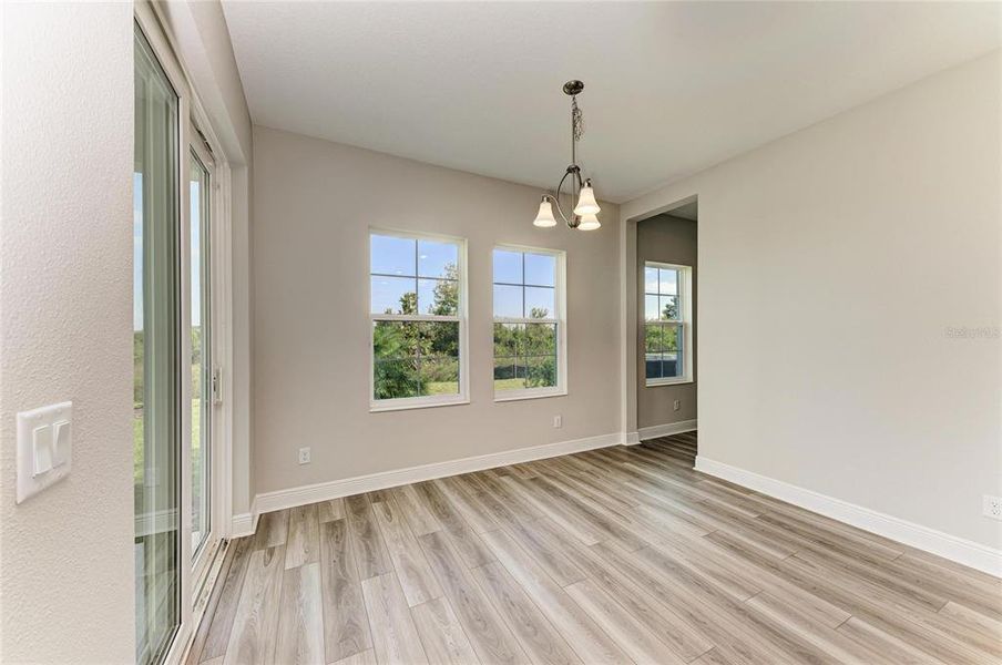 Spacious, unfurnished interior of a new home in Mirada, San Antonio (Image 17).