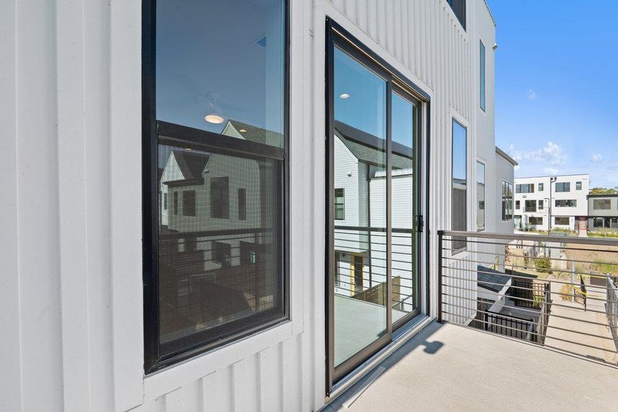 Images are for illustrative purposes only. Photos reflect a similar floor plan and are intended to convey the overall look and feel of the interiors. Images are for illustrative purposes only. Photos reflect a similar floor plan and are intended to convey the overall look and feel of the interiors.