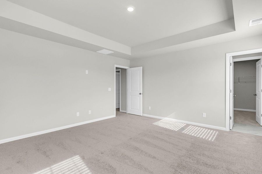 Spacious, unfurnished interior of a new home in Wildcat Chase, Summerville (Image 33).