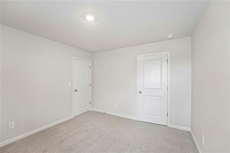 Spacious, unfurnished interior of a new home in Artisan Walk, Fairburn (Image 37). Spacious, unfurnished interior of a new home in Artisan Walk, Fairburn (Image 37).