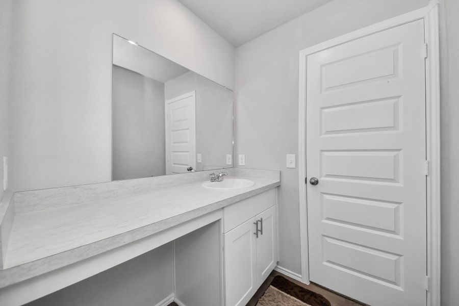 Furnished interior view inside a new home in , Waller (Image 16).