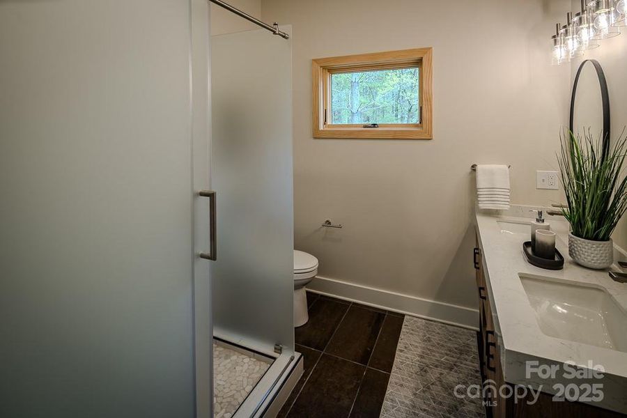 Furnished interior view inside a new home in , Fleetwood (Image 15).