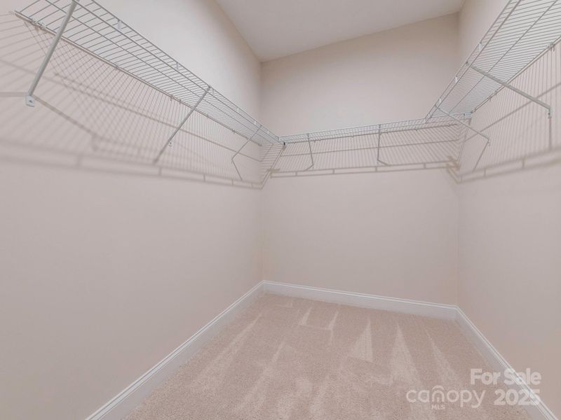 Spacious, unfurnished interior of a new home in , Charlotte (Image 18).