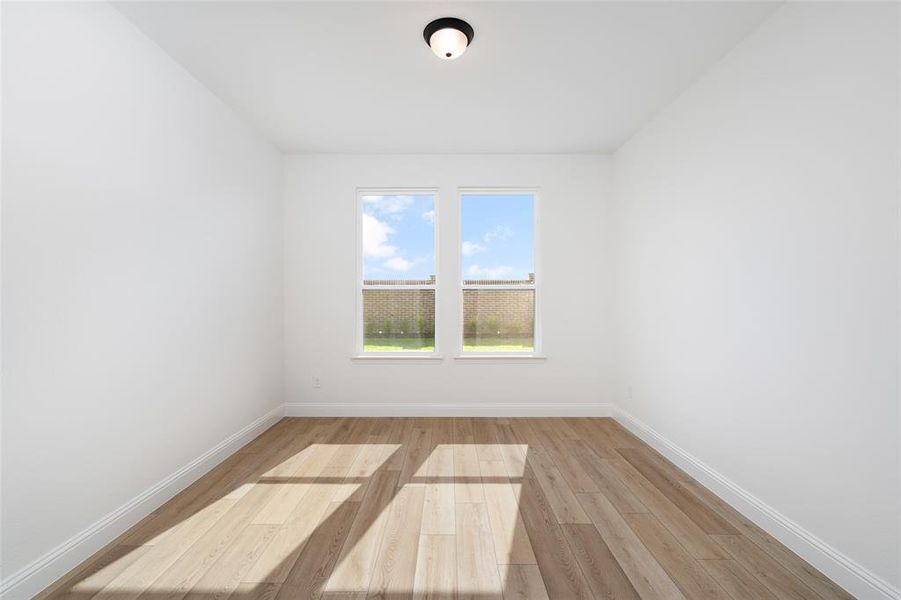 Spacious, unfurnished interior of a new home in Wildflower Ranch, Fort Worth (Image 15). Spacious, unfurnished interior of a new home in Wildflower Ranch, Fort Worth (Image 15).