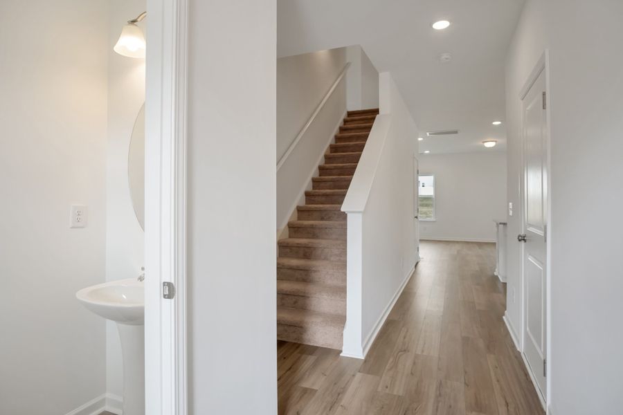 Spacious, unfurnished interior of a new home in Winston Place, Gallatin (Image 10).