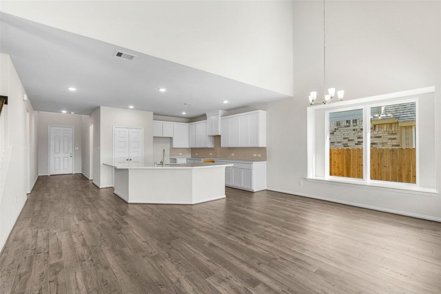 Spacious, unfurnished interior of a new home in Southern Pointe, College Station (Image 23). Spacious, unfurnished interior of a new home in Southern Pointe, College Station (Image 23).