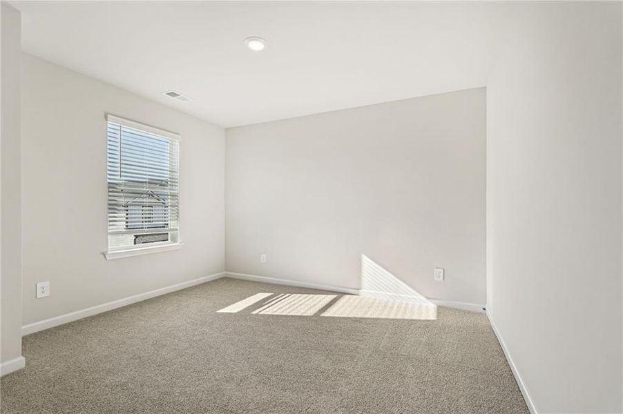 Spacious, unfurnished interior of a new home in Hawthorne Station, College Park (Image 49). Spacious, unfurnished interior of a new home in Hawthorne Station, College Park (Image 49).