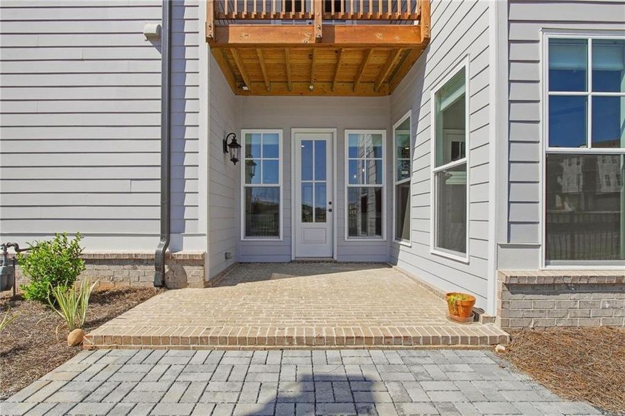 Exterior details and patio area of a home in Waterside Single Family, Peachtree Corners (Image 18).