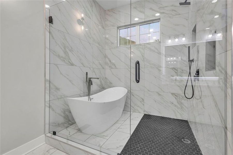 Furnished interior view inside a new home in , Fairburn (Image 9).