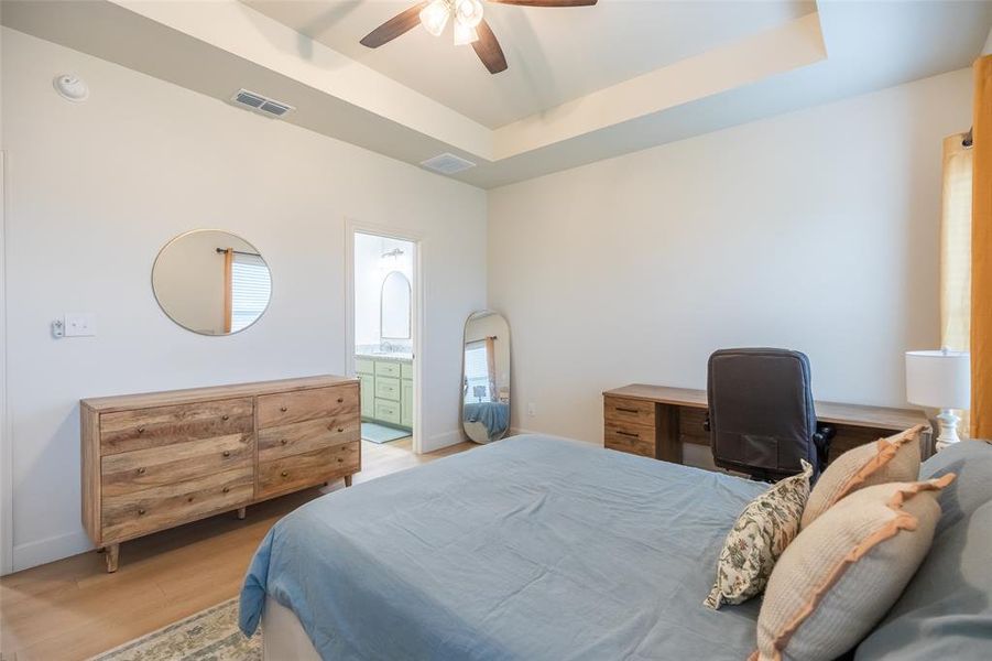 Furnished interior view inside a new home in , Tuscola (Image 17).